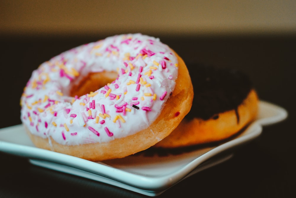 Frying donuts in hot oil